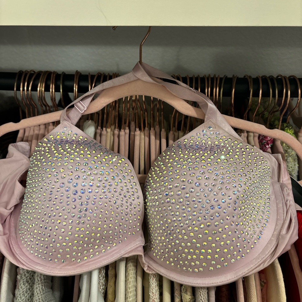 Victoria secret Embellished Pink Bra 36dd